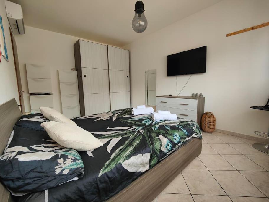 "Come A Casa" - Appartamento Gigi - Self Check In - Ospedale Humanitas - Forum Assago - Tram15 รอซซาโน ภายนอก รูปภาพ
